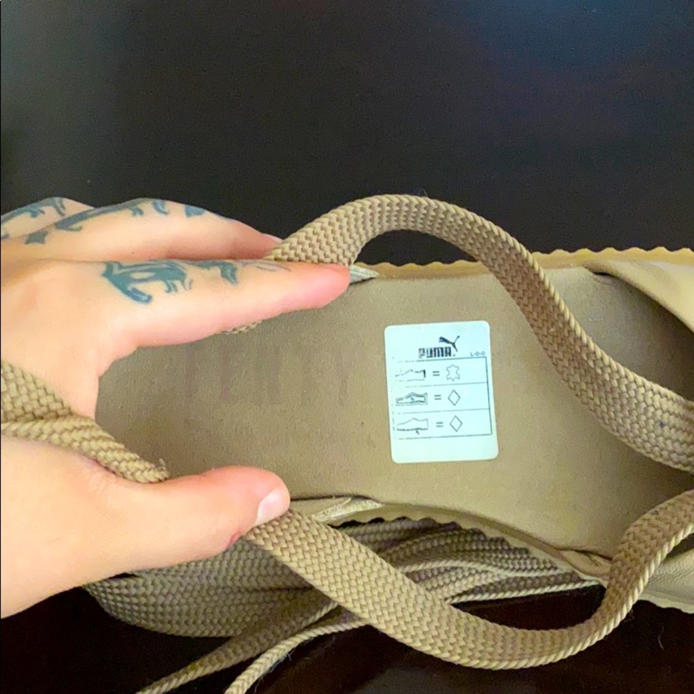 Shoes - Picture 2 of 6